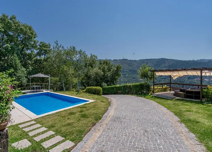 Villa Casa Sejoes Geres - By Proguest *